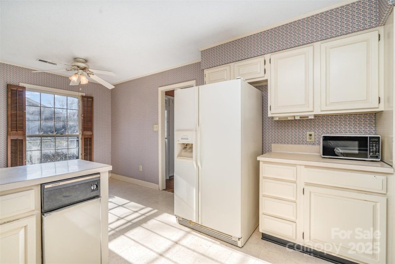 Property image 5 at 4309 Woodglen Lane, Charlotte, NC 28226