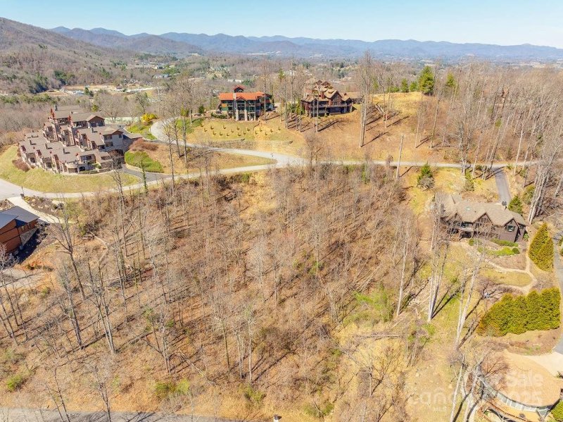 Property image 2 of 61 Ben Lippen School Road in Crest Mountain, Asheville, NC 28806