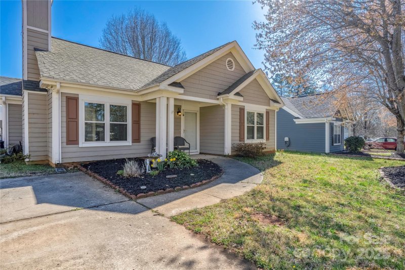 Property image 3 at 114 Indian Paint Brush Drive, Mooresville, NC 28115