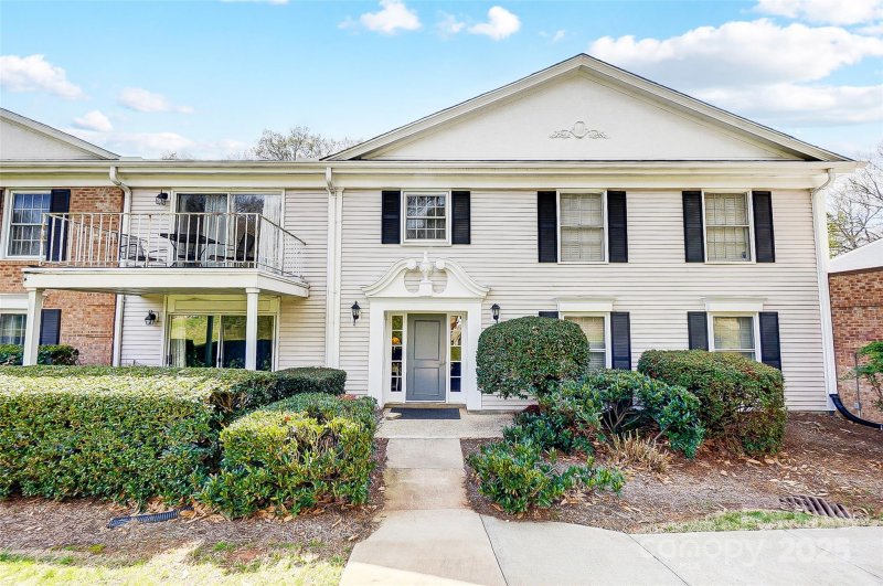 Property image 2 at 7213 Quail Meadow Lane, Charlotte, NC 28210