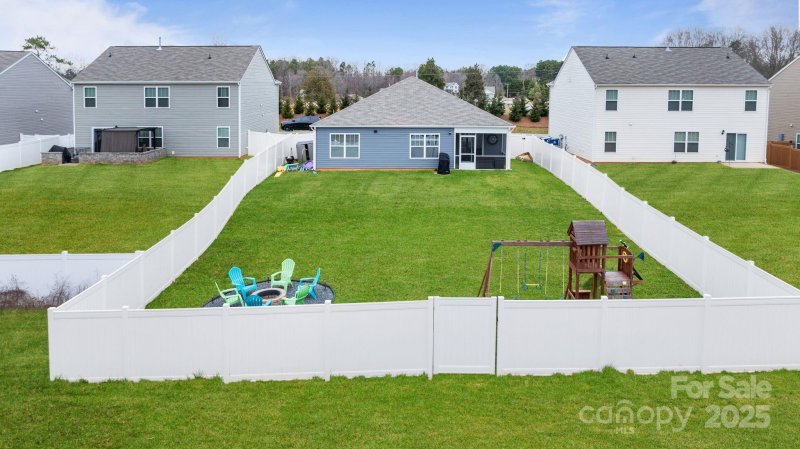 Property image 2 at 2766 Sherrills Stream Drive, Sherrills Ford, NC 28673