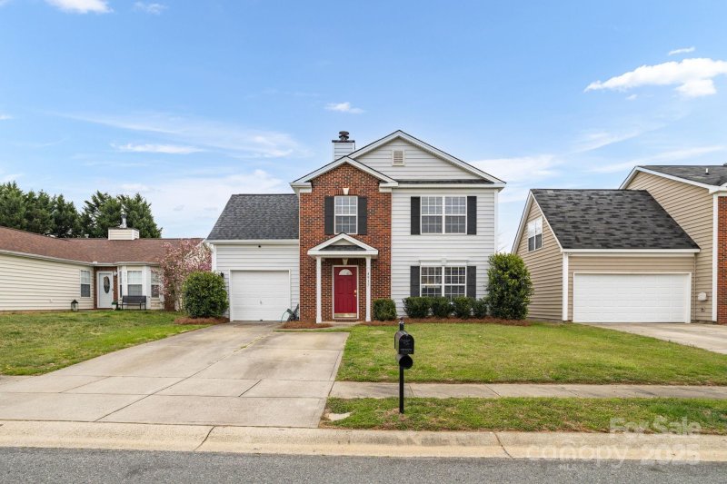 Property image 2 at 4917 Spruce Peak Road, Charlotte, NC 28278