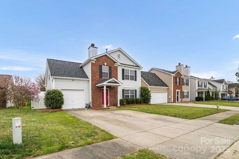 Property image 3 at 4917 Spruce Peak Road, Charlotte, NC 28278