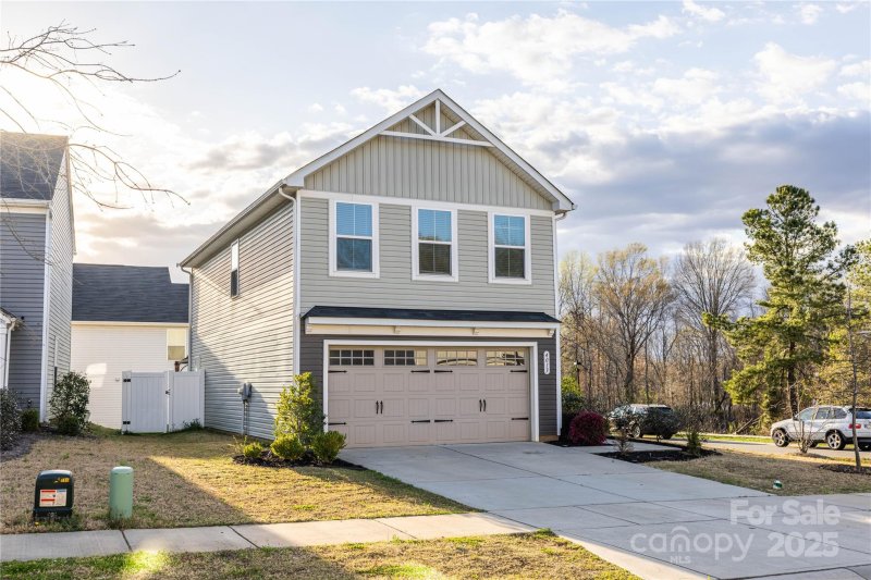 Property image 2 at 4013 Bowline Drive, Charlotte, NC 28269