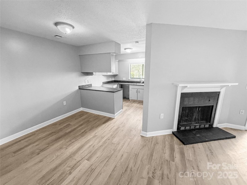 Property image 3 at 4814 Spring Lake Drive, Charlotte, NC 28212