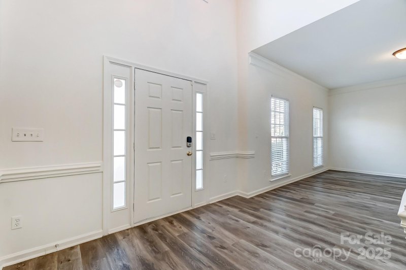 Property image 3 at 10434 Henbane Court, Charlotte, NC 28213