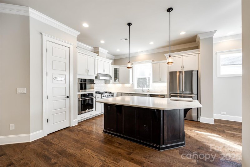 Property image 5 at 1891 Felts Parkway, Fort Mill, SC 29715