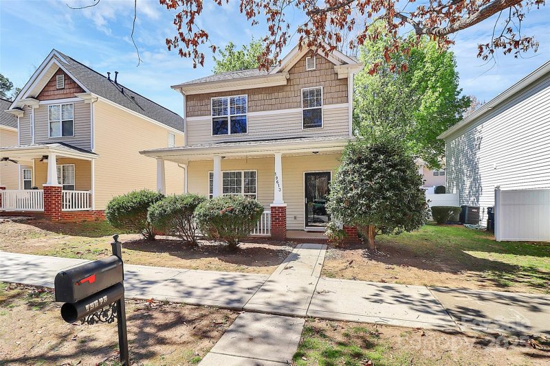 Property image 2 at 19613 Feriba Place, Cornelius, NC 28031