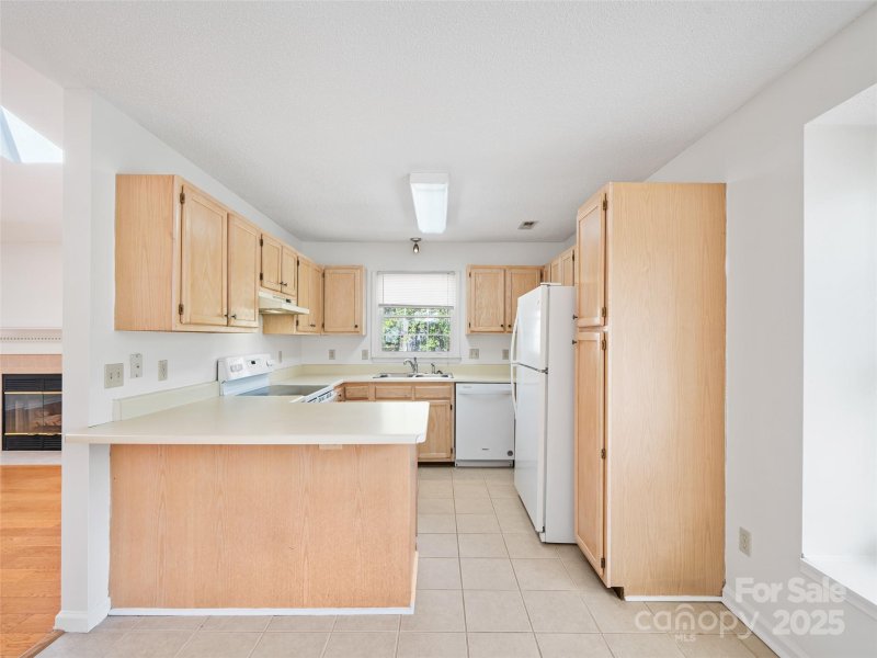 Property image 4 at 407 E Glensprings Court, Fletcher, NC 28732