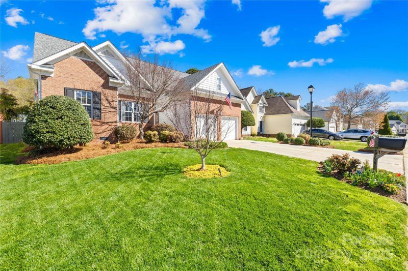 Property image 2 at 2966 Huckleberry Hill Drive, Fort Mill, SC 29715