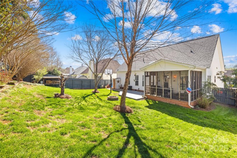 Property image 5 at 2966 Huckleberry Hill Drive, Fort Mill, SC 29715