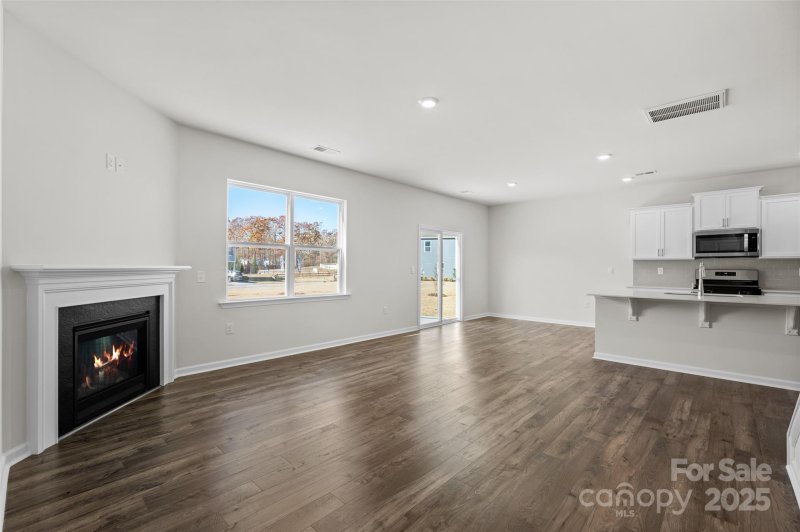 Property image 3 at 599 Country Oak Drive, Asheville, NC 28804