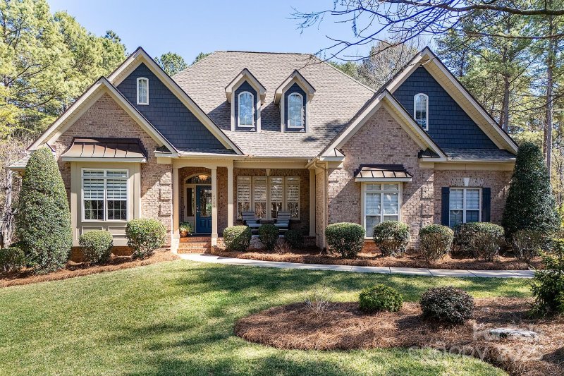 4706 Gold Finch Drive