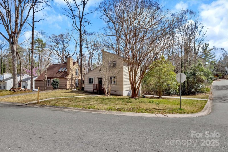 Property image 5 at 2406 Brook Canyon Drive, Charlotte, NC 28212