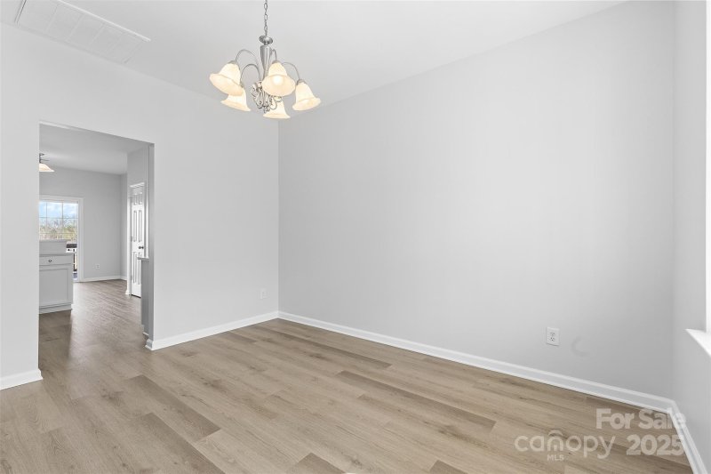 Property image 3 at 11331 Breezehill Lane, Charlotte, NC 28262