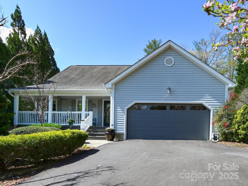 3 Old Applewood Lane