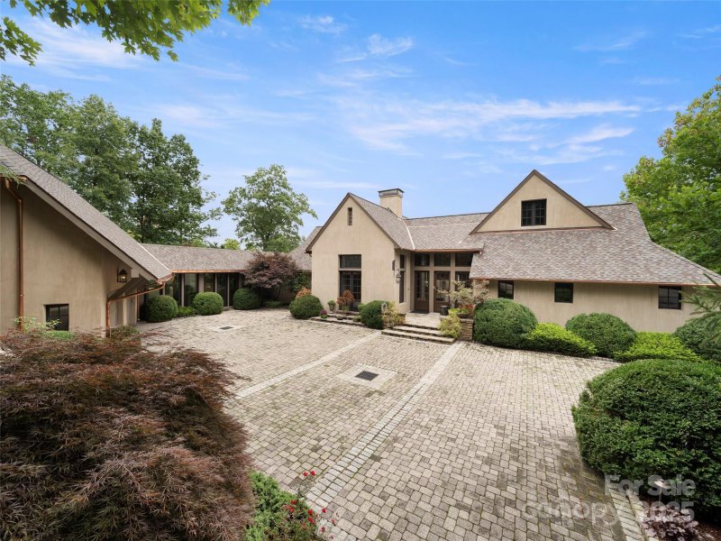 Property image 5 of 1929 Tree View Trail in The Cliffs At Walnut Cove, Arden, NC 28704