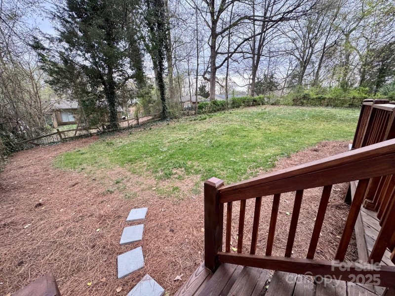 Property image 4 at 4805 Horizon Circle, Charlotte, NC 28215