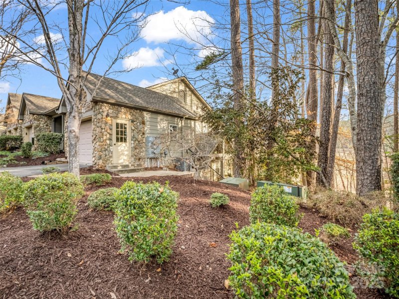 Property image 4 at 142 Stonecrest Court, Lake Lure, NC 28746