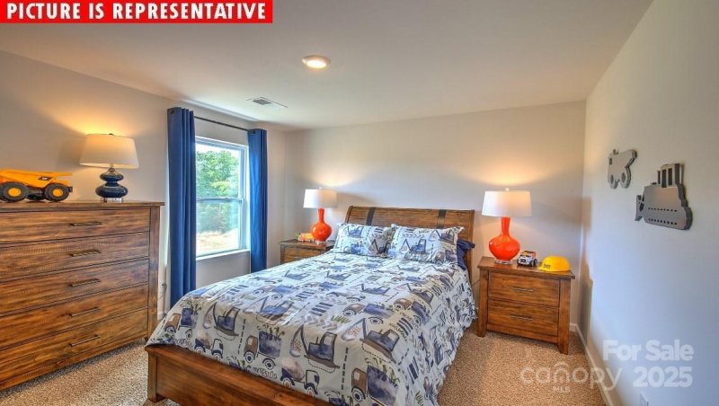 Property image 3 at 11221 Cardinal Creek Avenue, Charlotte, NC 28215