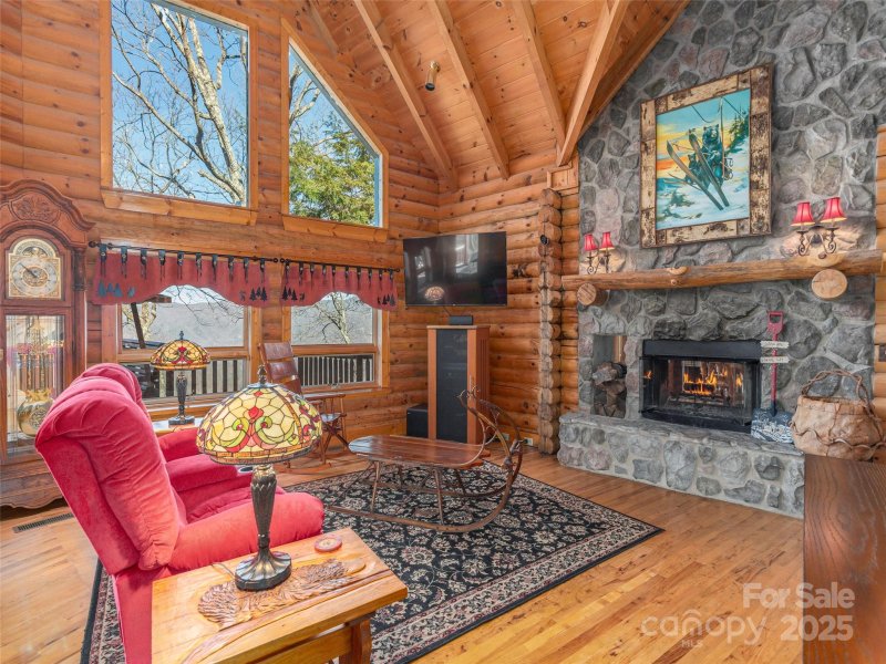 Property image 5 of 35 Falcon Crest Loop in Upper Woodlands, Maggie Valley, NC 28751