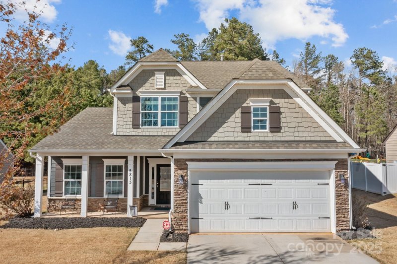 Property image 3 at 5813 Mcclintock Drive, Denver, NC 28037