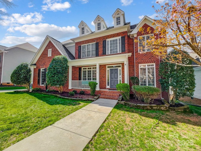 Property image 2 at 7710 Garnkirk Drive, Huntersville, NC 28078