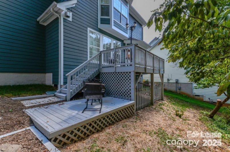 Property image 3 at 502 Faulkner Way, Davidson, NC 28036
