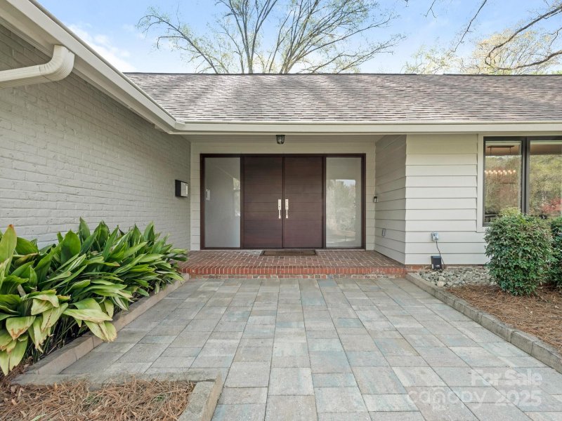 Property image 3 at 3301 Mountainbrook Road, Charlotte, NC 28210