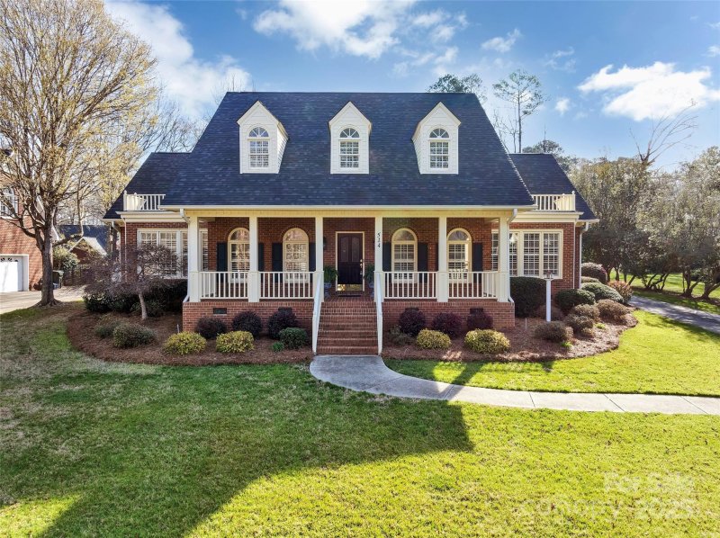 514 Willowblue Run