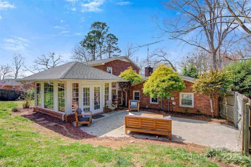 Property image 3 of 536 Shiloh Church Road in Lakemont Park, Hickory, NC 28601