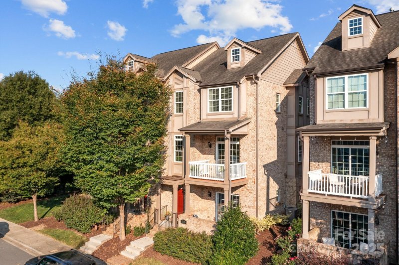 Property image 3 at 735 Amalfi Drive, Davidson, NC 28036