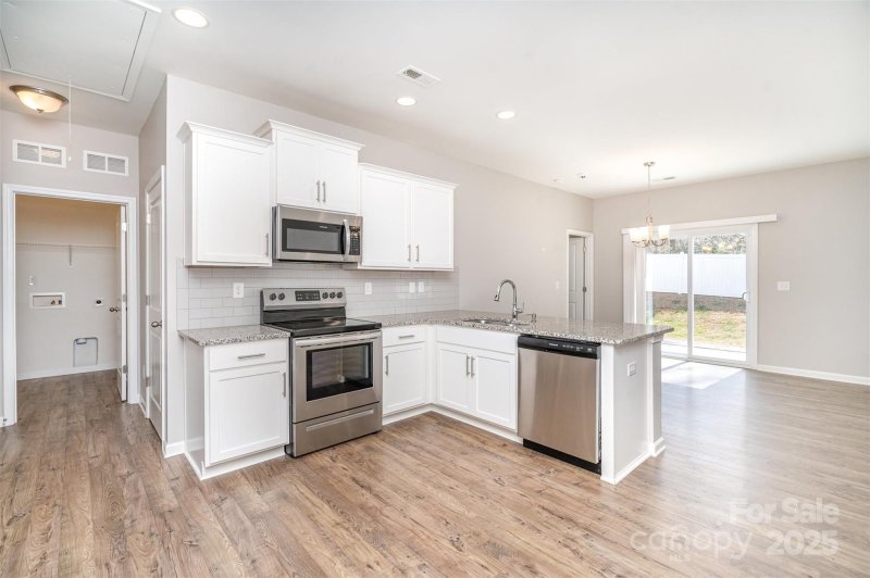 Property image 4 at 10500 Bradstreet Commons Way, Charlotte, NC 28215