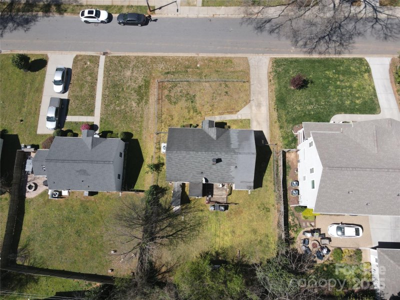 Property image 2 at 2648 Roslyn Avenue, Charlotte, NC 28208