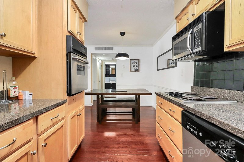 Property image 4 at 4743 Hedgemore Drive, Charlotte, NC 28209