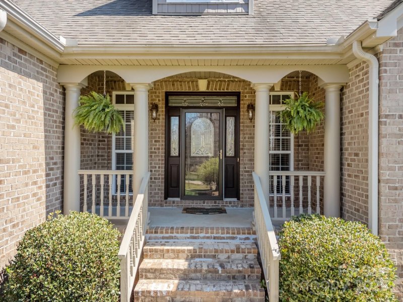 Property image 2 at 1234 Oakbluff Drive, Salisbury, NC 28147