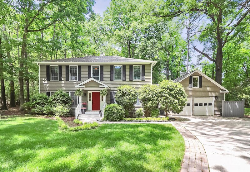 Property image 2 at 11 Tanglewood Road, Lake Wylie, SC 29710