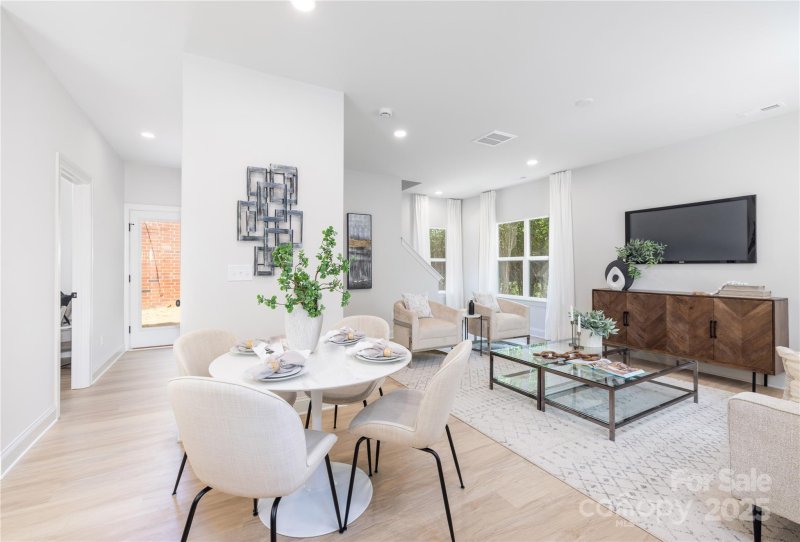 Property image 4 at 2544 Pinestream Drive, Charlotte, NC 28216