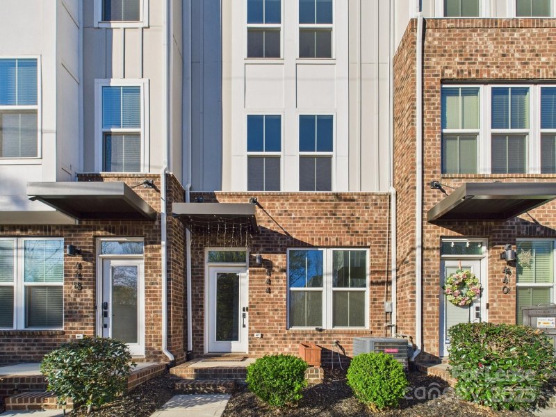 Property image 2 at 444 E 16th Street, Charlotte, NC 28206