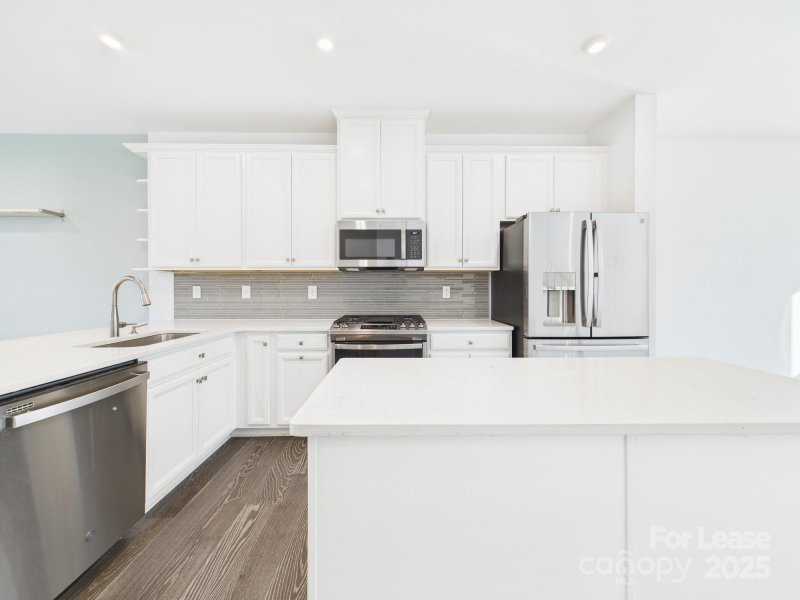 Property image 4 at 444 E 16th Street, Charlotte, NC 28206