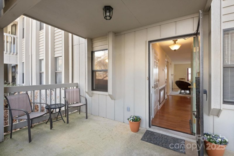 Property image 2 at 1303 Abbey Circle, Asheville, NC 28805