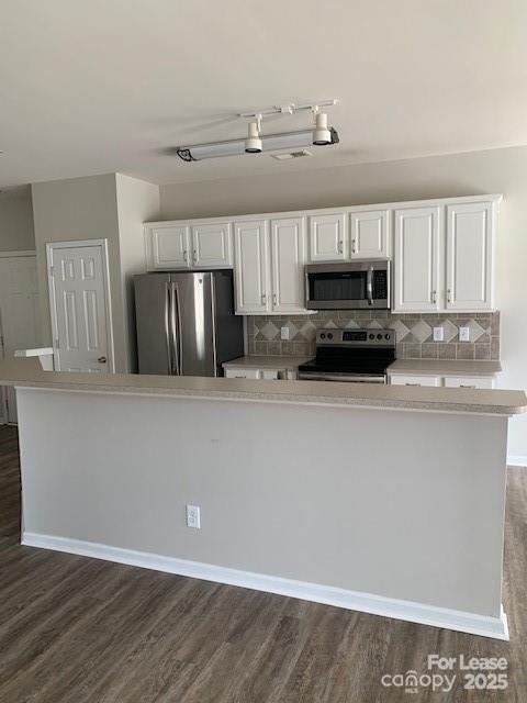 15025 Santa Lucia Drive