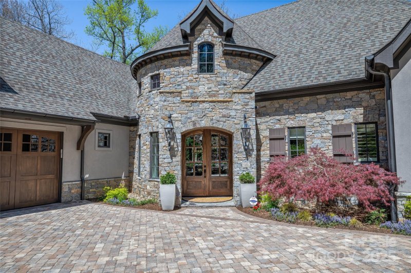 Property image 3 of 349 Stoneledge Trail in The Cliffs At Walnut Cove, Arden, NC 28704