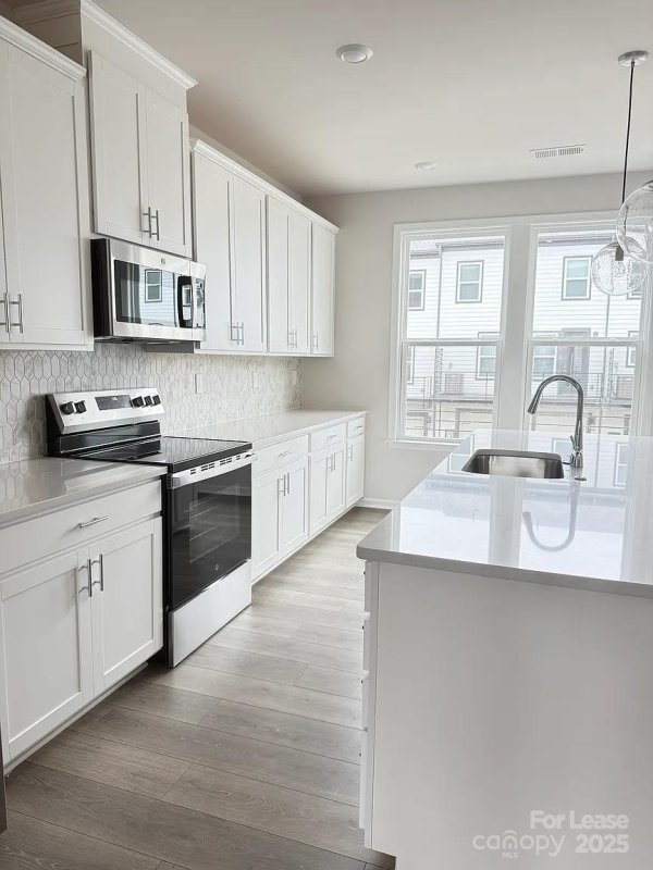 Property image 5 at 5029 Sunnybrae Place, Charlotte, NC 28262