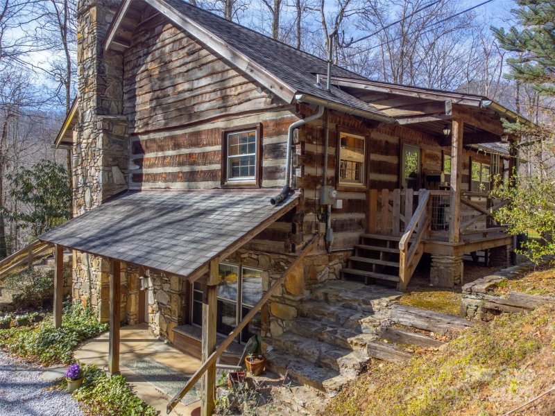 Big Oak, Sylva Community