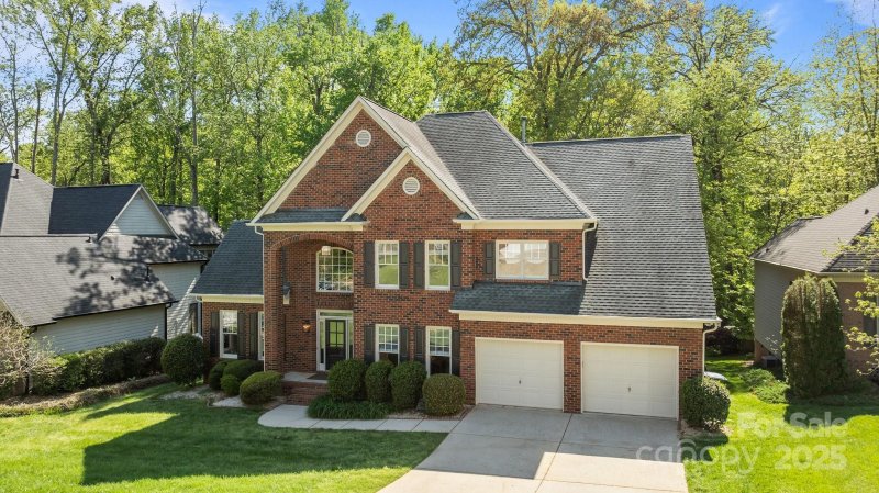 Property image 2 at 11430 Sir Francis Drake Drive, Charlotte, NC 28277