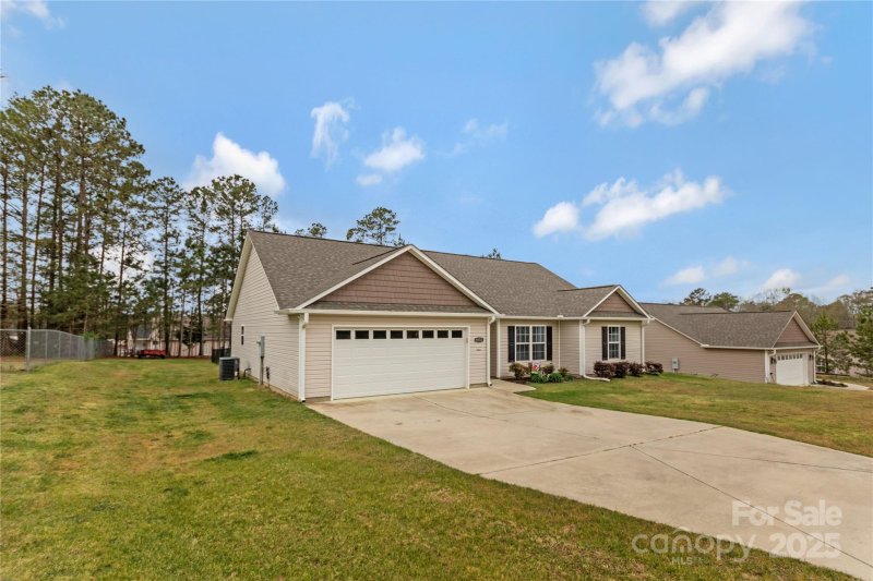 Property image 4 at 5118 Sedgefield Drive, Lancaster, SC 29720