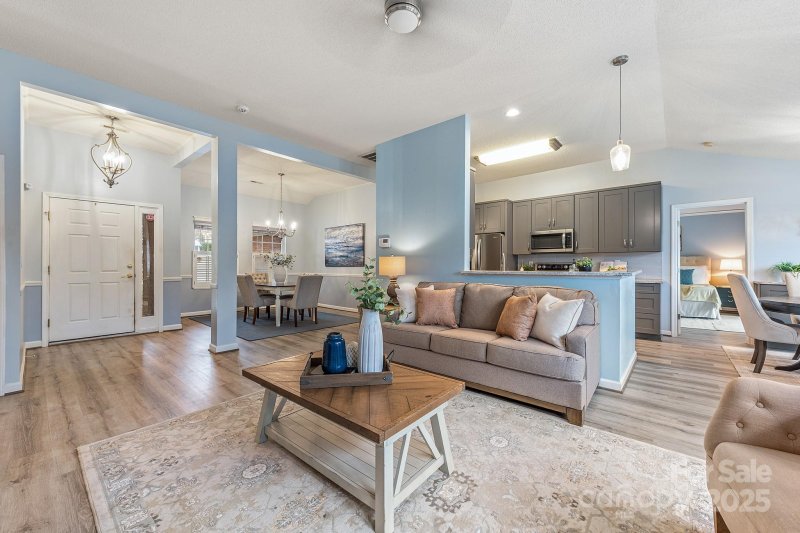 Property image 2 at 3903 Bon Rea Drive, Charlotte, NC 28226