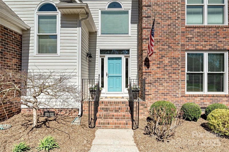 Property image 3 at 2901 Barnard Castle Lane, Matthews, NC 28104