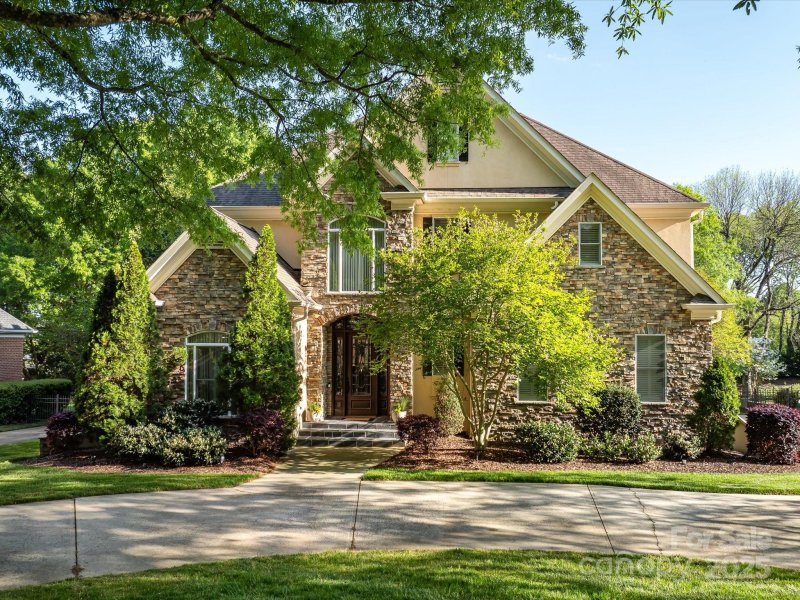 5811 Old Well House Road